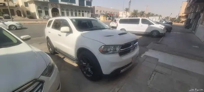 دودج دورنقو فئة كرو فل كامل موديل 2012 1