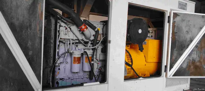 فني مولدات كهربائيه صيانه 0