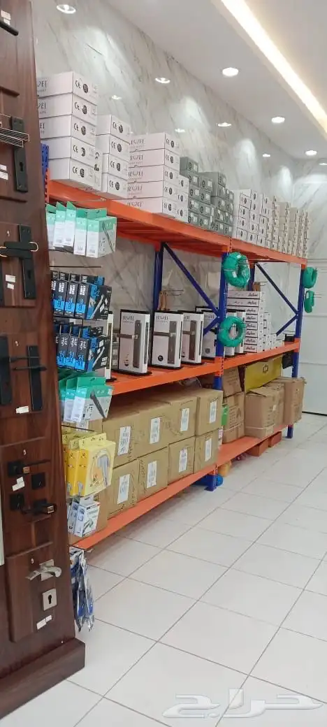 للتقبيل محل مواد بناء ونجارة 7