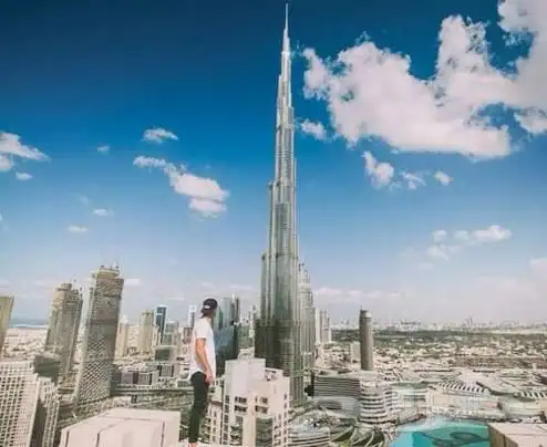 مندوب في دبي لمشترياتكم وطلباتكم 0