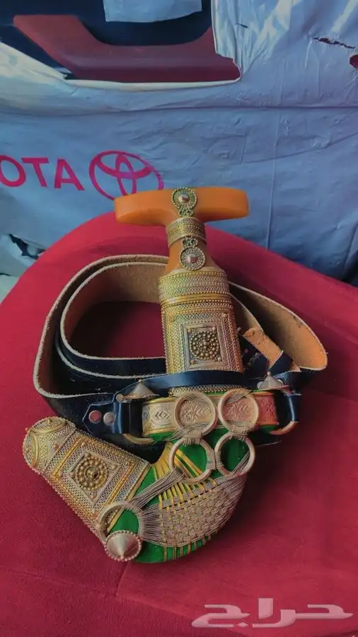 جنبيه حك زراف مطرح 8 كفو 0