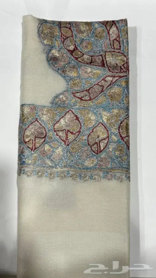 شالات كشميريه حياكه يدويه وسبح 1