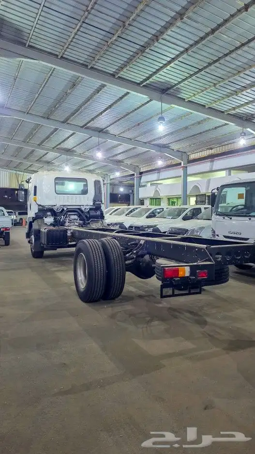 شاحنه ايسوزو 13 طن شاصيه 7.17م - 2025 3