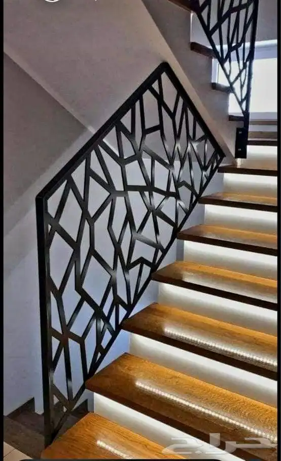 حداد المنيوم موقع صناعة الخليج تصليح سيارات رياض 2