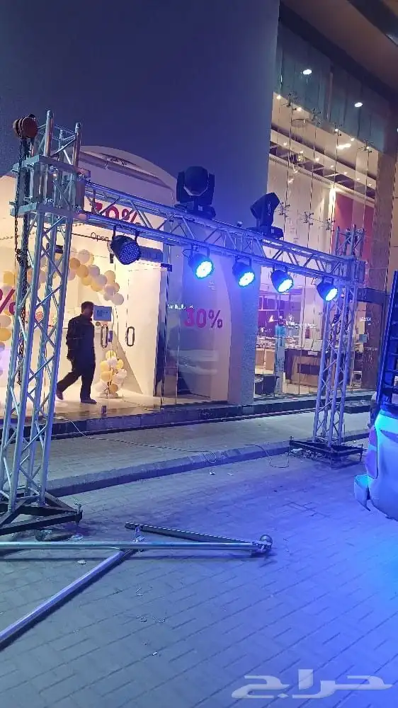 تجهيز وتنسيق حفلات مناسبات زفاف تأجير كراسي طاولات كوش مداخل 25