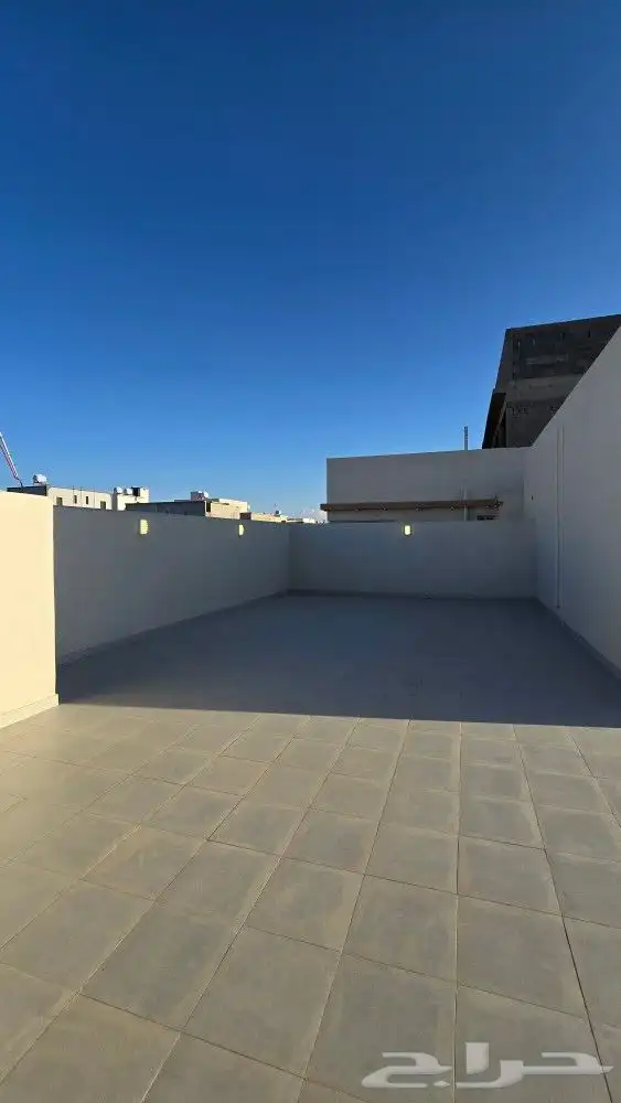 للبيع دور مستقل علي ارض كامله شمال الخميس من 850 ألف 27