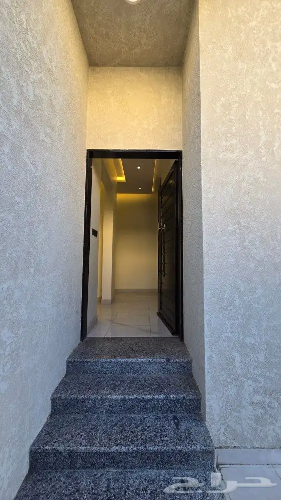 للبيع دور مستقل علي ارض كامله شمال الخميس من 850 ألف 9