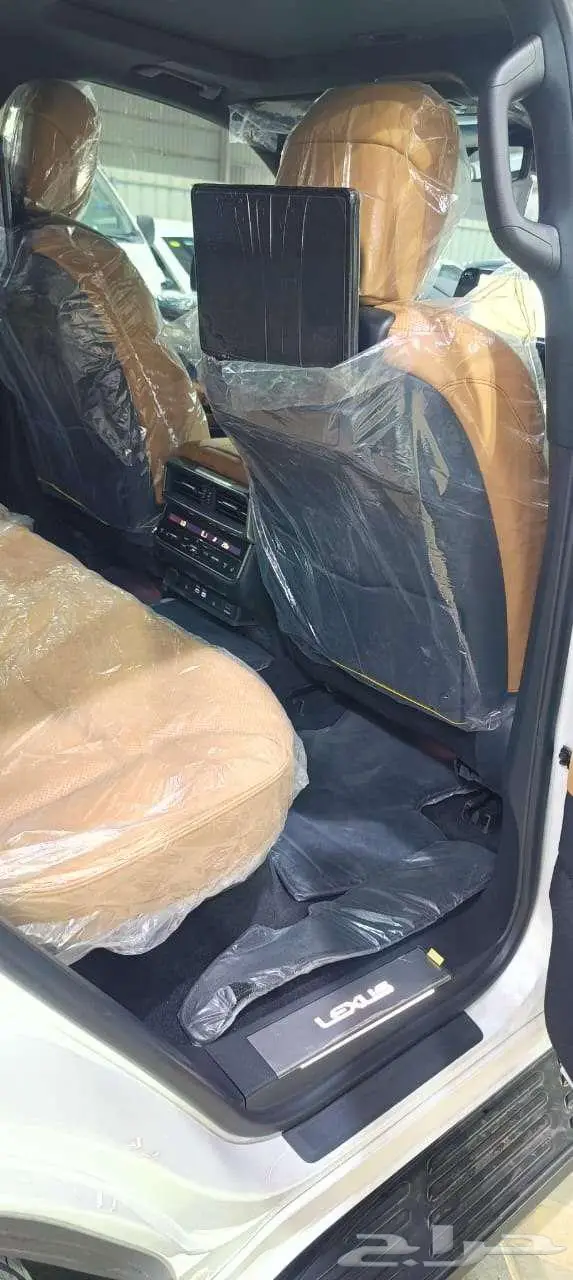 لكزس LX600 BB سعودي عبد اللطيف جميل 2024 شبه الجديد 9