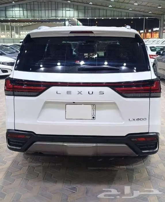 لكزس LX600 BB سعودي عبد اللطيف جميل 2024 شبه الجديد 14