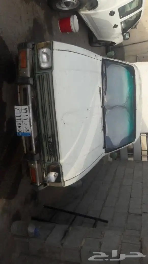 تويوتا هايلوكس موديل 82 7