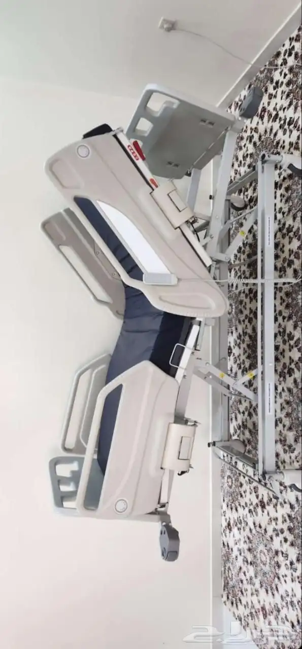 سرير طبي كهربائي 2