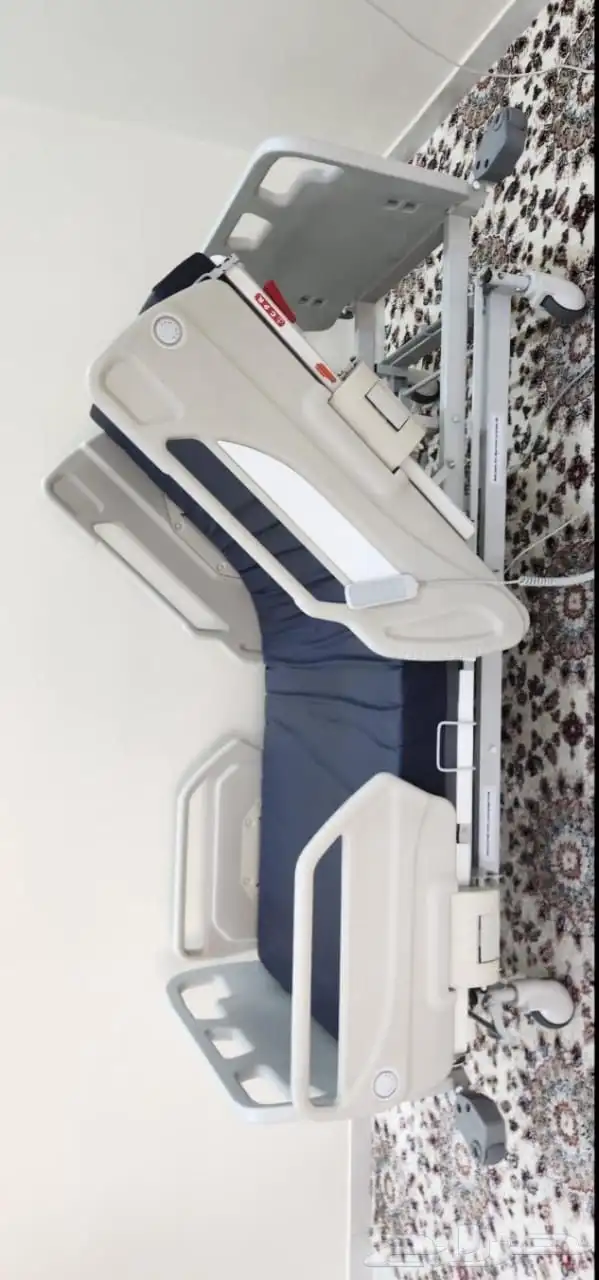 سرير طبي كهربائي 4