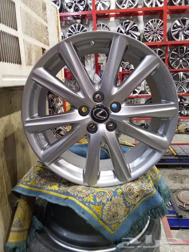 جنوط لكزس GSاصلي وكاله مقاس 19 5