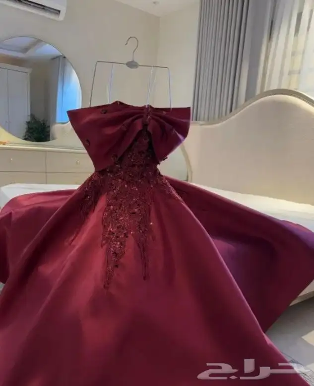 فستان سهرة برغندي من VIP FASHION 0