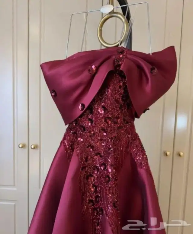 فستان سهرة برغندي من VIP FASHION 2