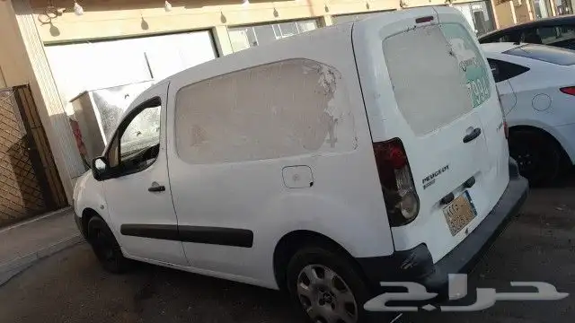 سيارة بيجوت مديل 2017 الاستماره منتهيه لها سته أشهر 0