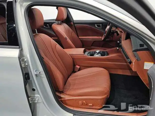 كيا K8 هايبريد 2025 5