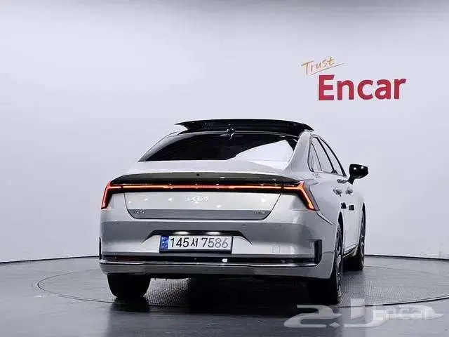 كيا K8 هايبريد 2025 3