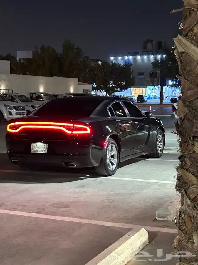 دودج تشارجر 2015 6