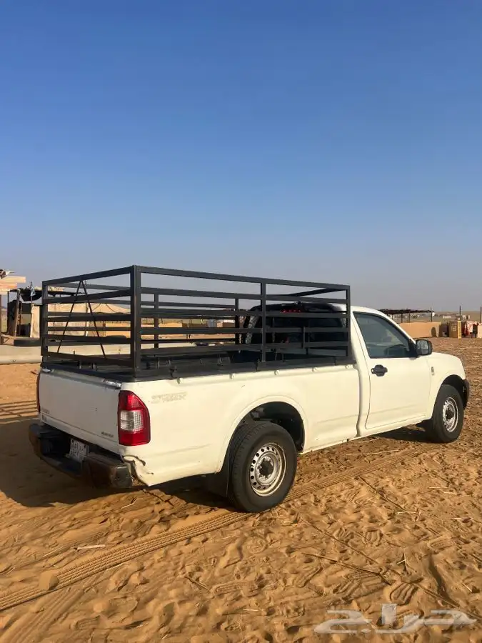 هايلوكس ايسوزو 2006 1