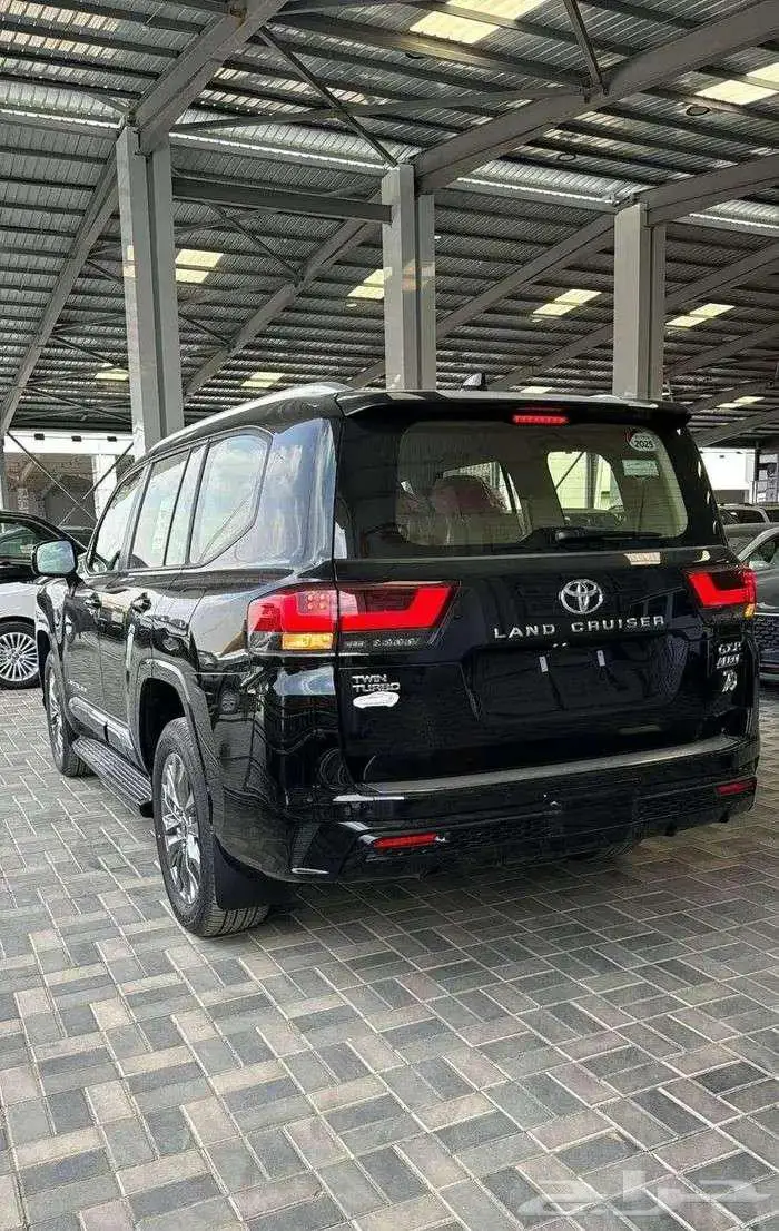 تويوتا لاندكروزر GXRL5 الساير 2025 2