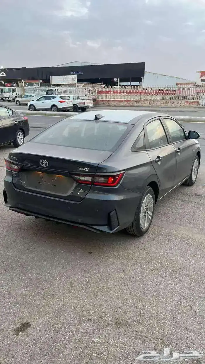 تويوتا يارس Y PLUS بنزين 2026 - 2
