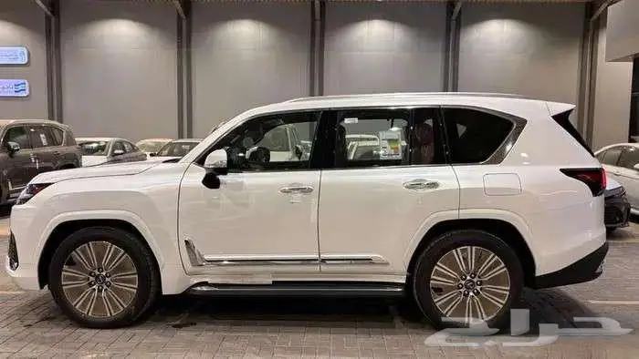لكزس LX600 BB 2025 عروض خاصة واقل الاسعار ابيض 4