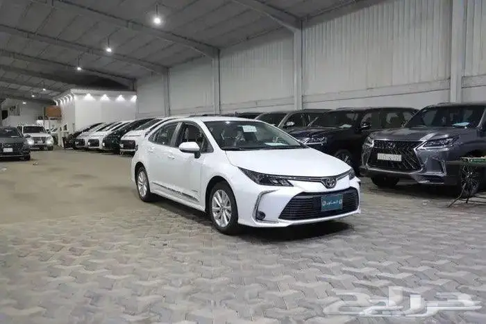 تويوتا كورولا نص فل جنوط ماكينة 2.0 موديل 2024 0