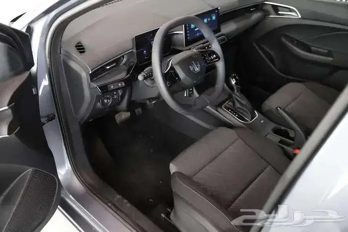 ام جي 3 موديل 2025 ستاندر نقبل رواتب 3500 6