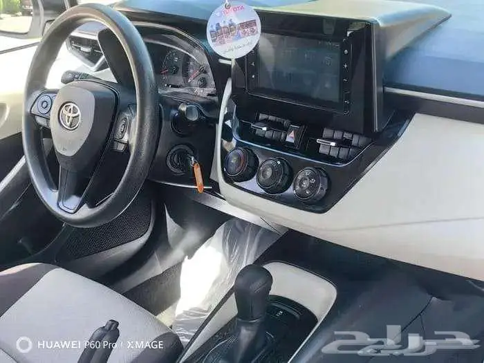 كورولا 2022 نظيفة لرواتب الكاش بقسط 1500 تقريبا 4