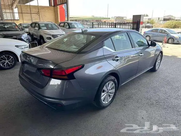 نيسان التيما ستاندر S موديل 2026 14