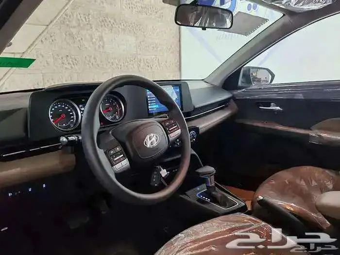 اكسنت فليت 2026 اسود 10