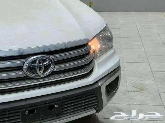 هايلوكس غمارتين ديزل قير عادي بريمي 2025 دبل 2