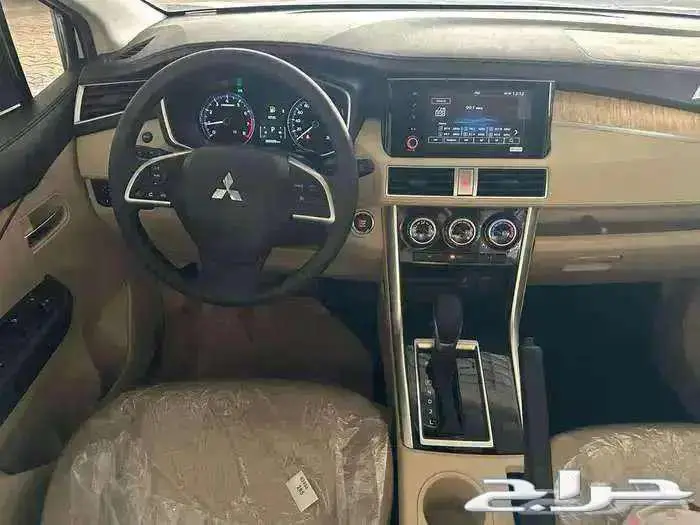 ميتسوبيشي اكسباندر هاي لاين 2025 بالنقد والتقسيط 5