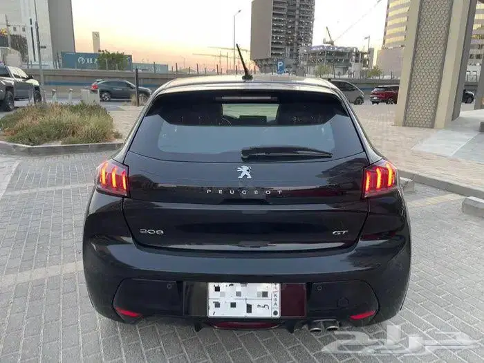 للبيع بيجو 208 جي تي لاين فل كامل 2023 على الضمان 1