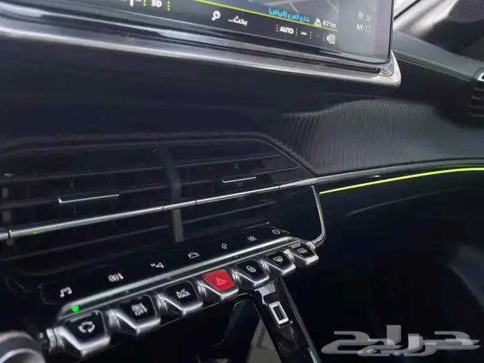 للبيع بيجو 208 جي تي لاين فل كامل 2023 على الضمان 12