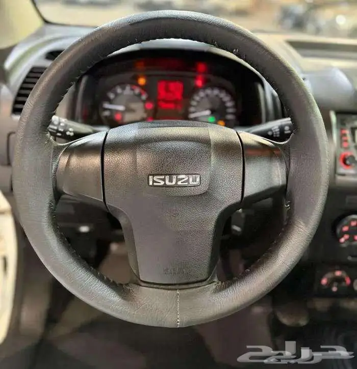 للبيع ايسوزو ديماكس 2022 غماره دبل 2.5cc ديزل سعودي 25