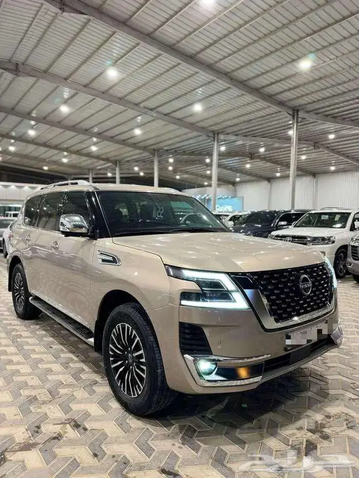 نيسان بلاتينيوم موديل 2022 1