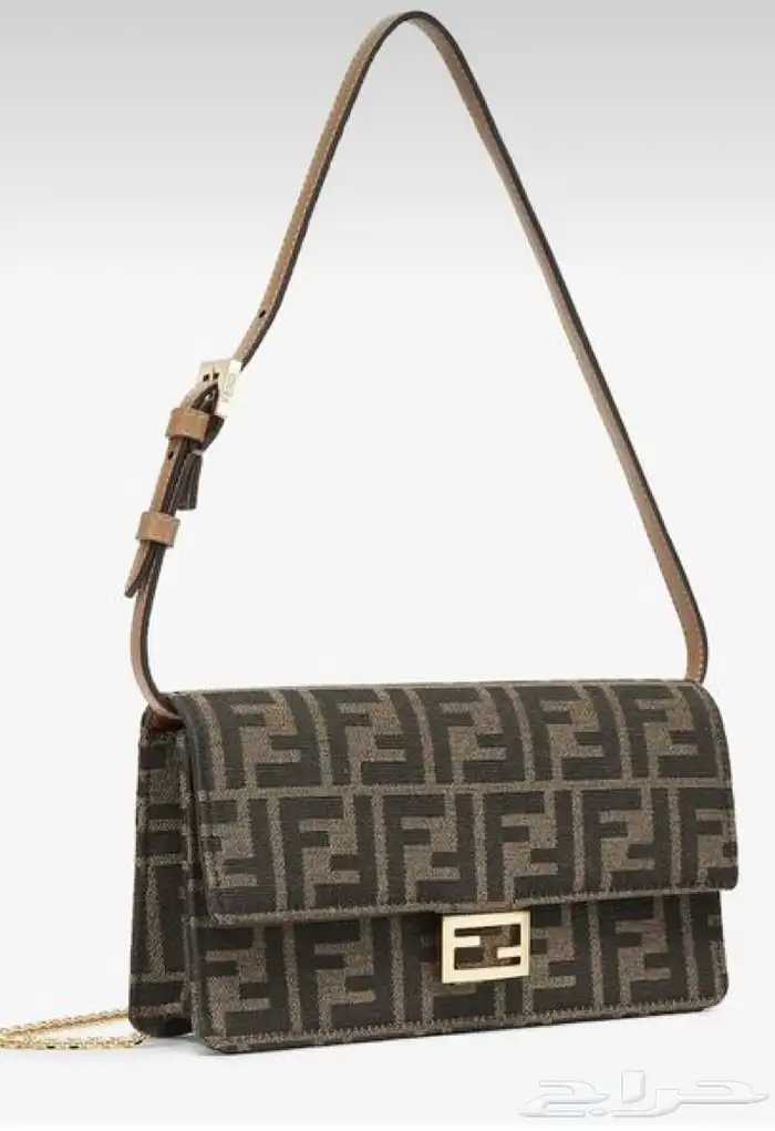 شنطه ماركات ديور قودشي شانيل وجميع إلى منزله متوفره لطلب 6