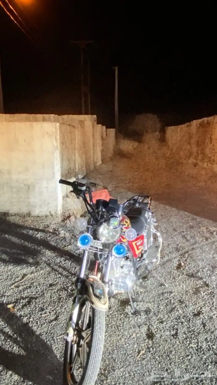 دباب سويدي 150 نظيف بطاقه جمركي ملحقاته 4