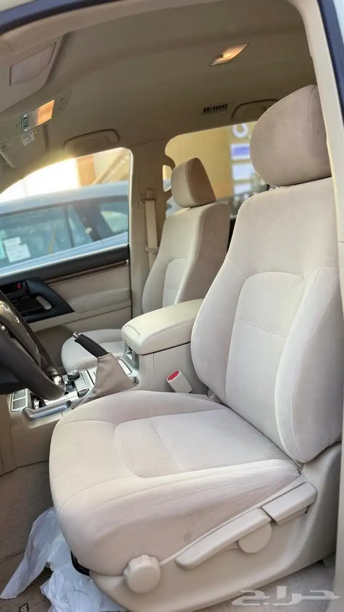 تويوتا لاندكروزر 7