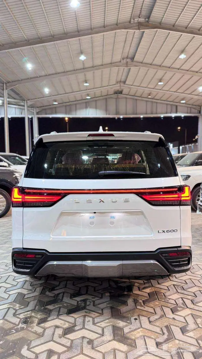 لكزس BB سعودي 2025 23