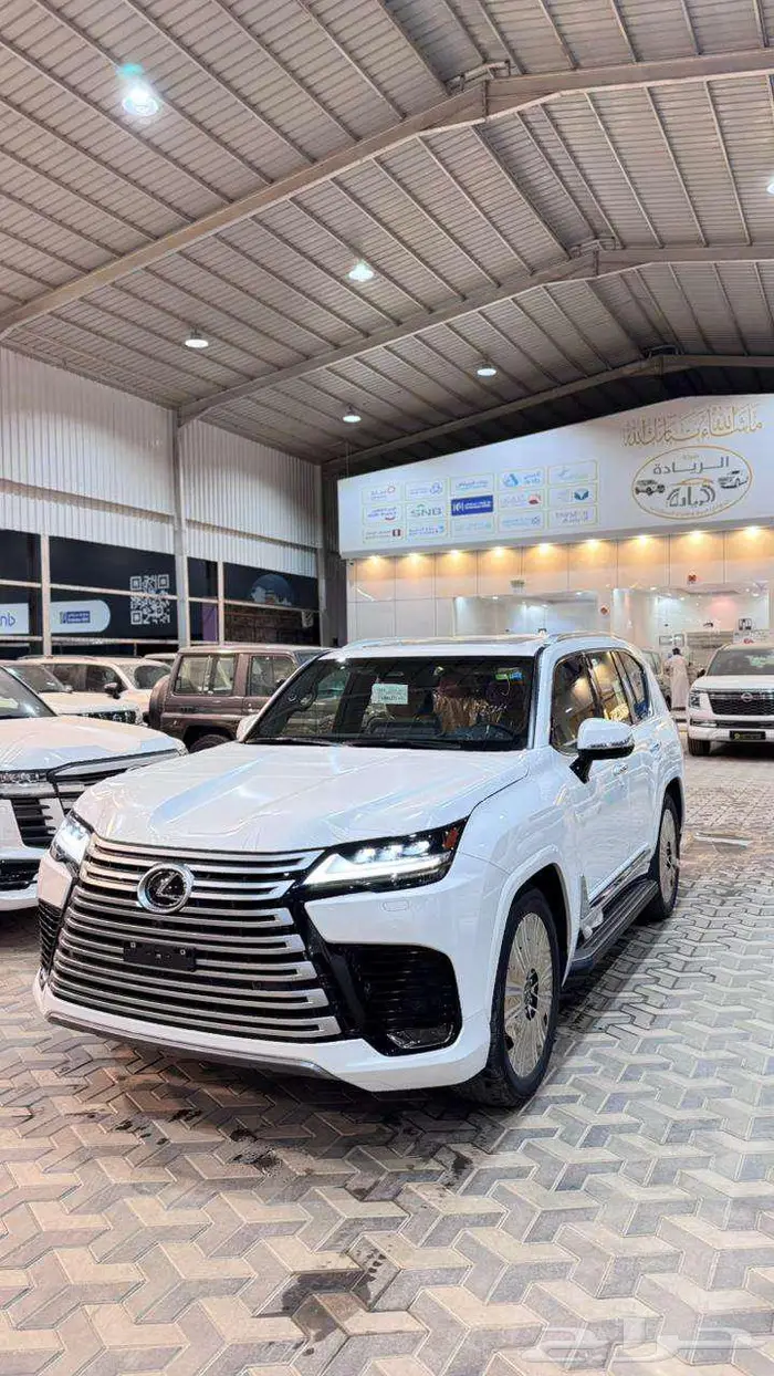 لكزس BB سعودي 2025 1