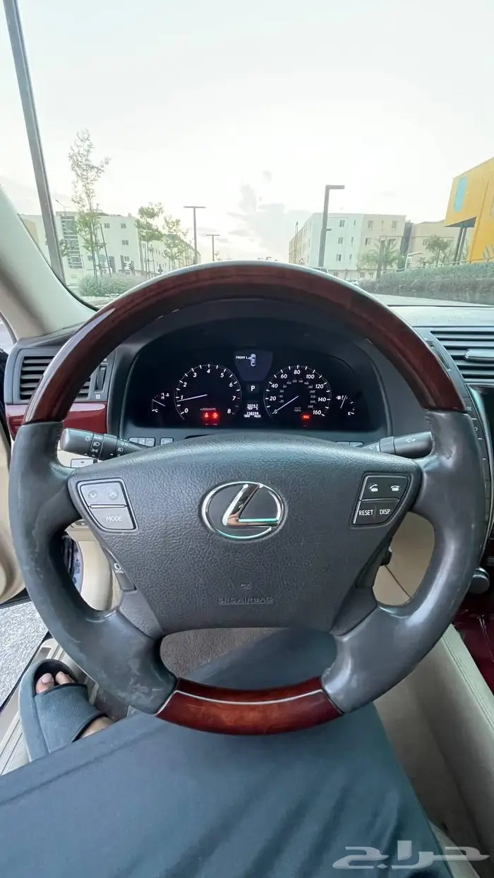 لكزس Ls460l موديل 2009 - اول مالك 9
