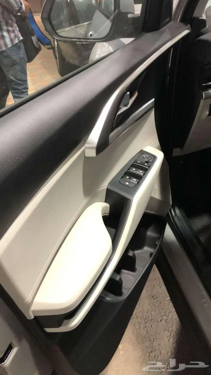 كيا كارينز 1.5 7 مقاعد نص فل الجبر موديل 2025 6