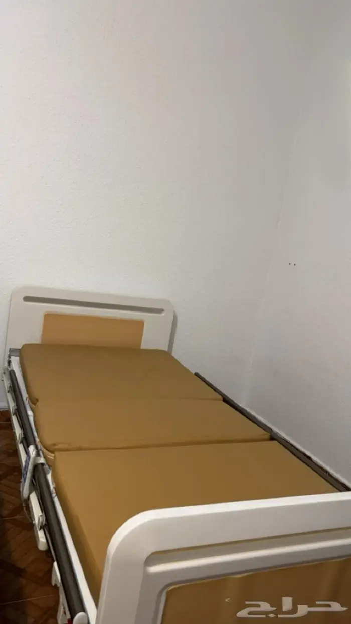 سرير  طبي كهربائي مناسب لكبار السن و المرضى طريحي الفراش 0