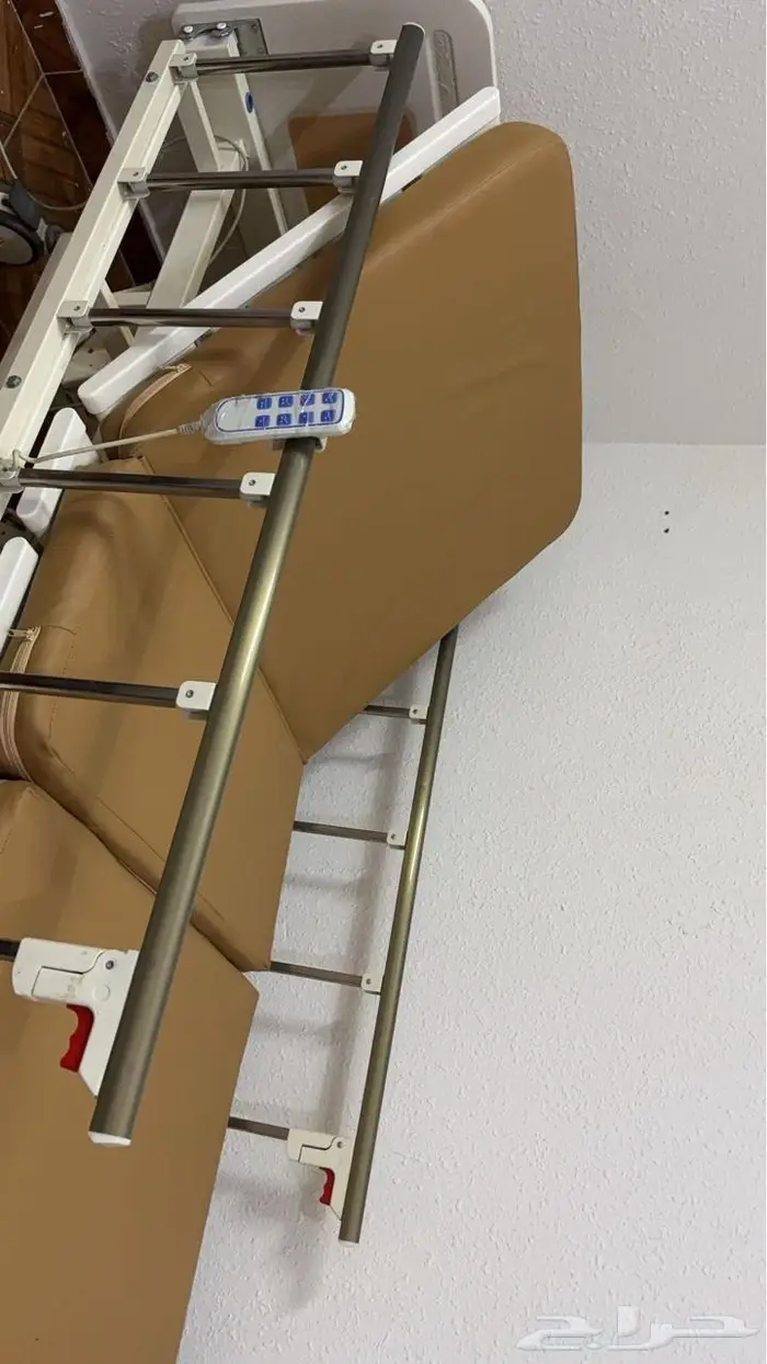 سرير  طبي كهربائي مناسب لكبار السن و المرضى طريحي الفراش 2