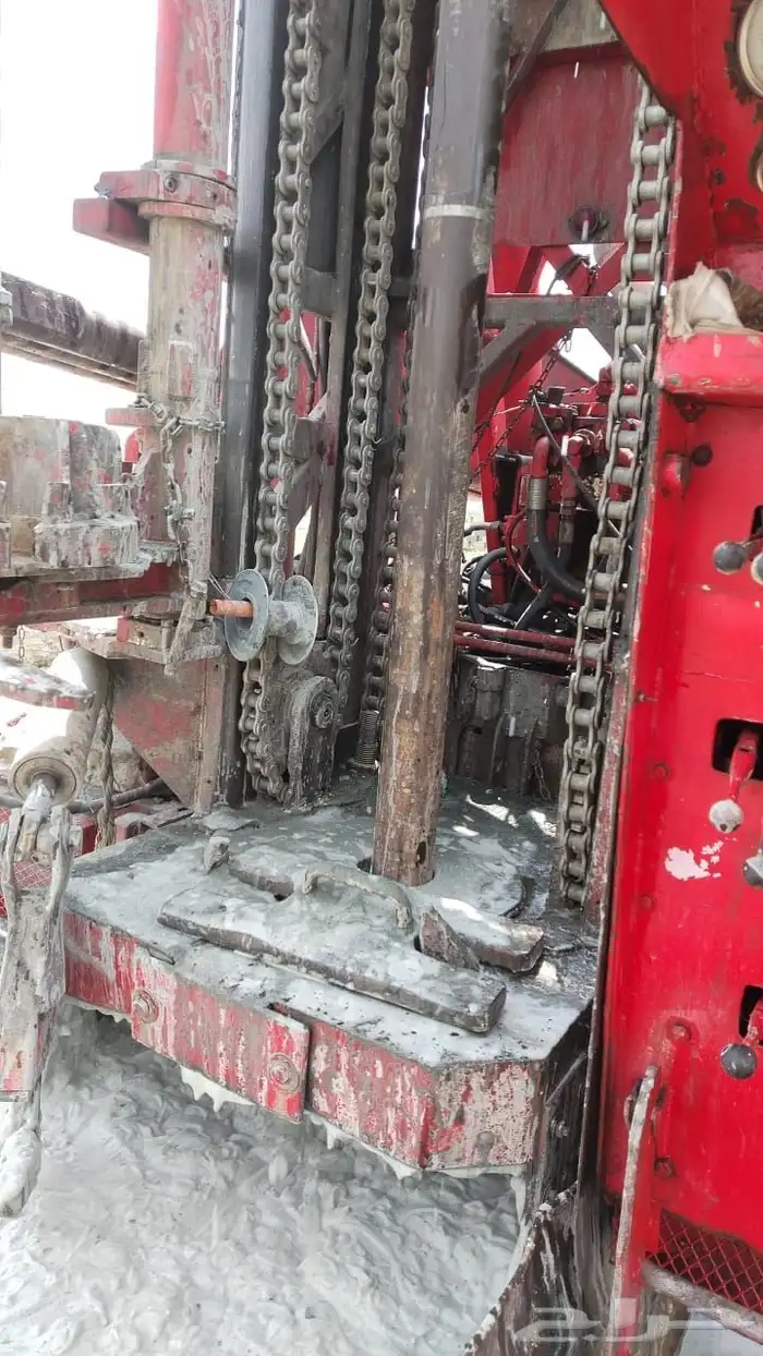 معدات ضخم لحفر ابار ارتوازية حفار دريل فرار 6