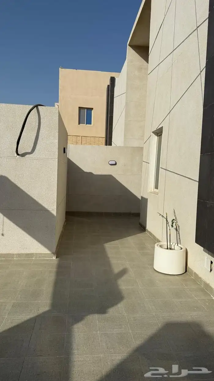 فيلا للإيجار 1