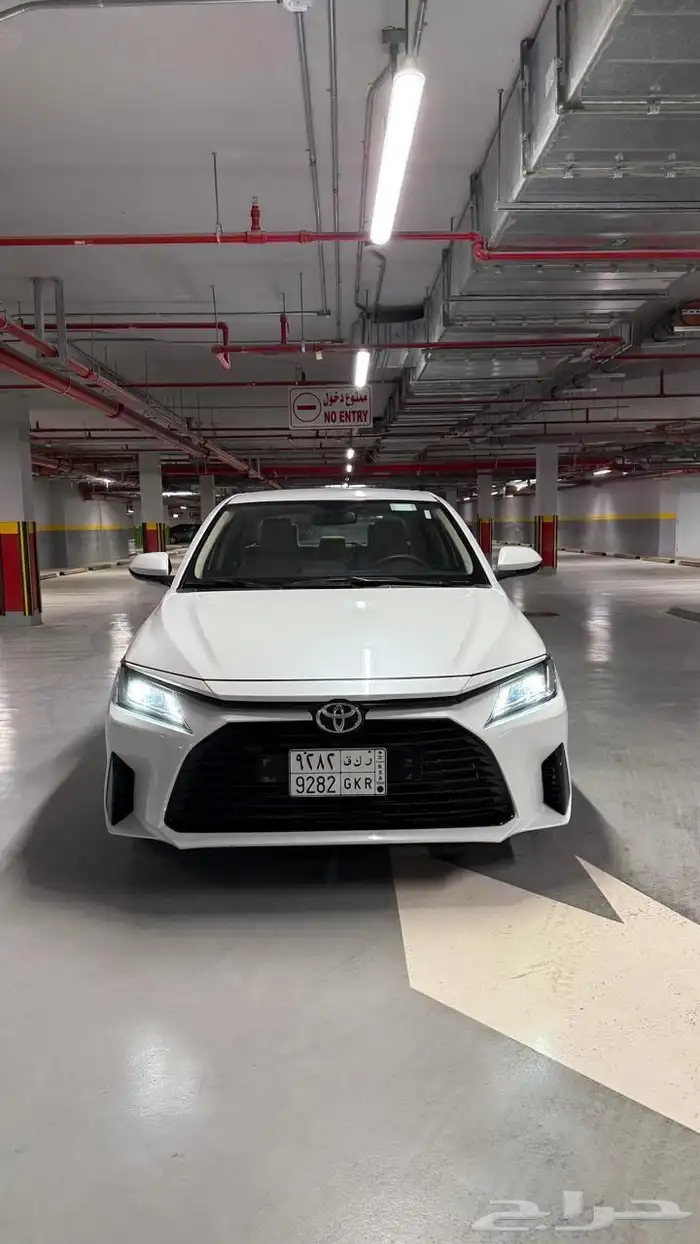 للبيع تايوتا يارس فئه Y موديل 2023 0